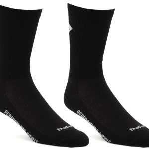 DeFeet Aireator Performance Bicycle 7″ Socks (Black/White) (L)