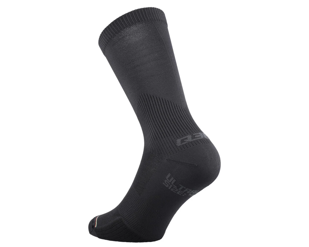 Q36.5 Ultra Long Socks (Black) (36-39)
