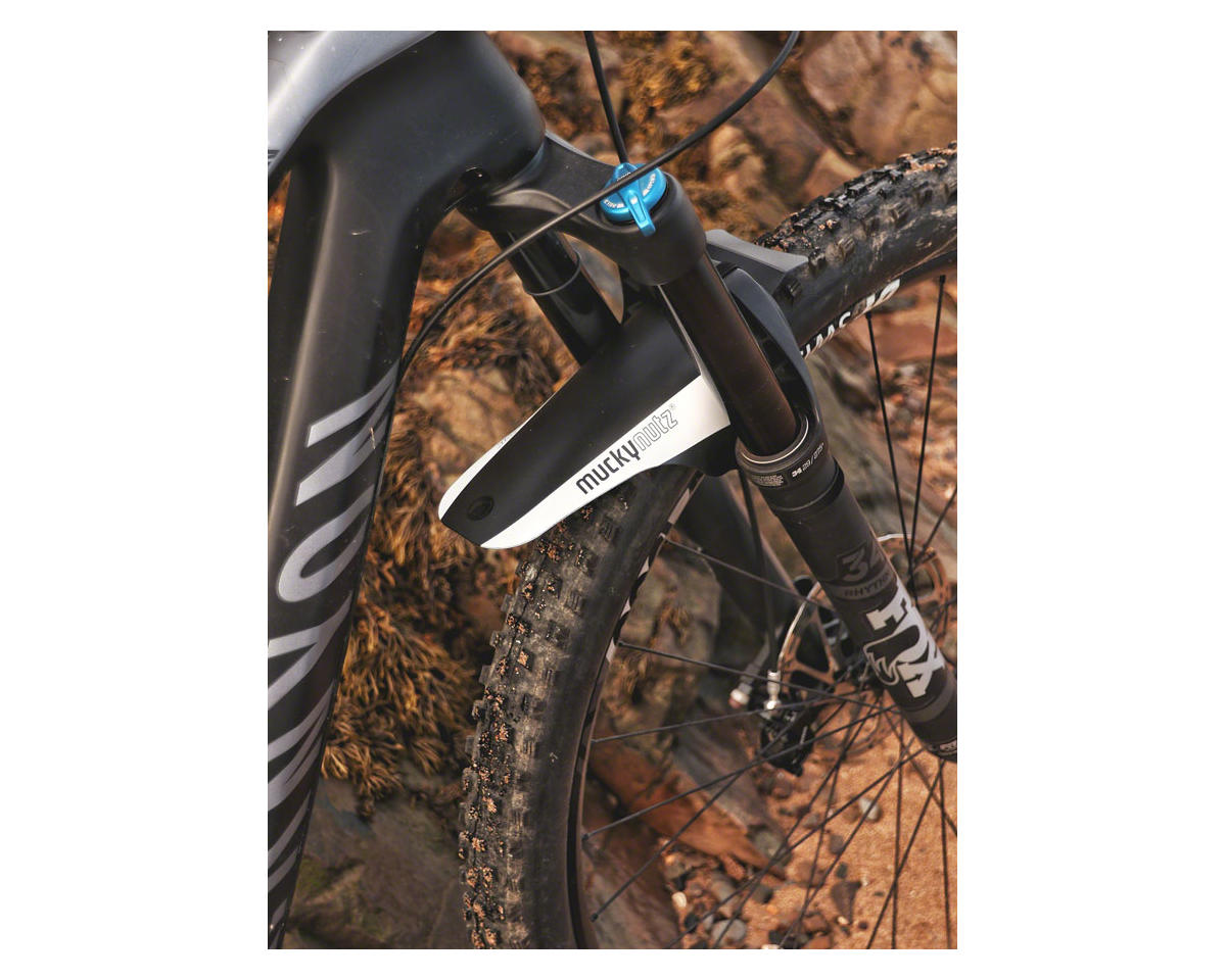 Mucky Nutz Face Fender (White)