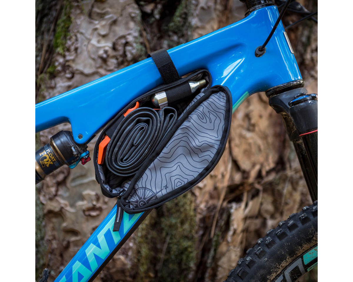 Blackburn Outpost Corner Bag (Black) (0.7L)